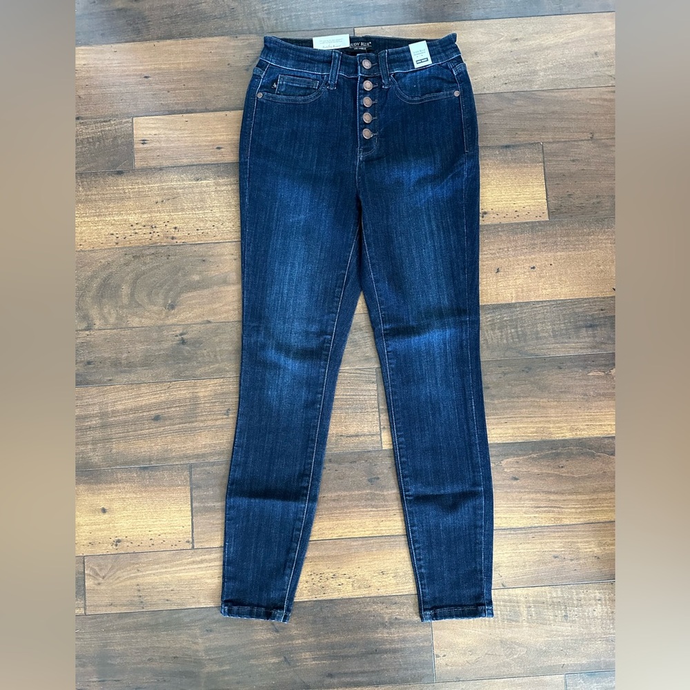 Judy Blue skinnies